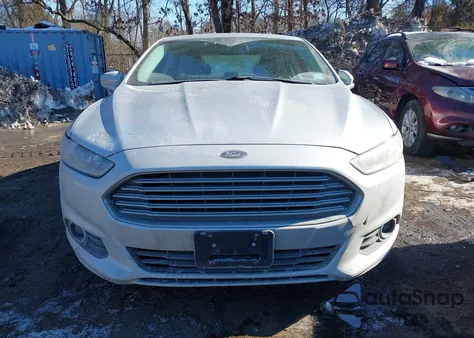 2014 Ford Fusion Energi Se Luxury z USA, uszkodzony, nr VIN 3FA6P0PU5ER264200